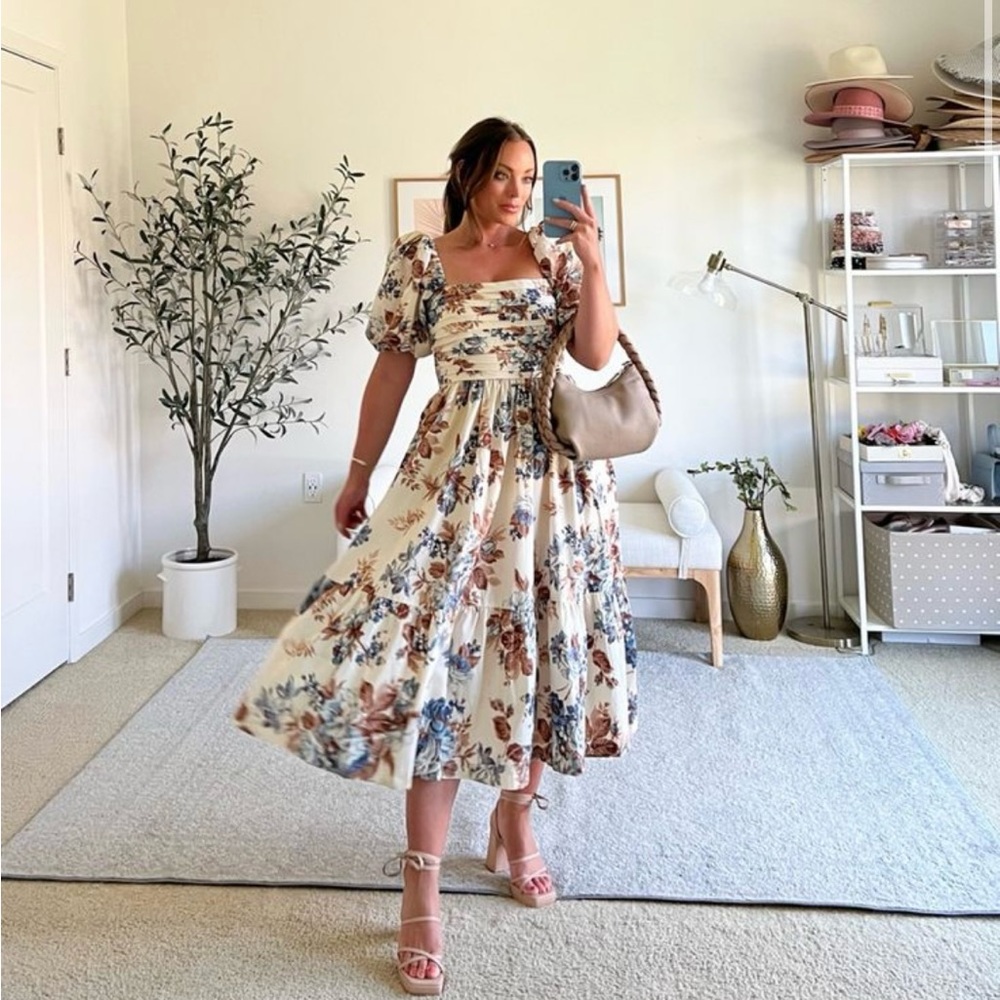 ISO A&F Emerson Poplin Puff Midi Dress - Beige Floral size S or M